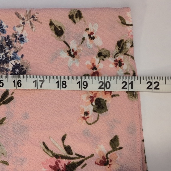 Moa Moa Pink Floral Blouse - Picture 9 of 9